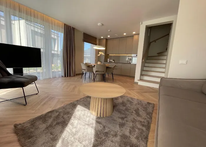 Waves In Kunigiskes 別荘 *