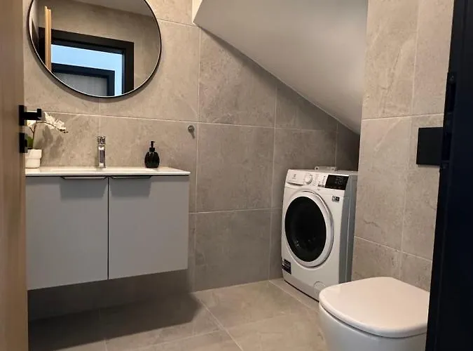 Waves In Kunigiskes 別荘 パランガ